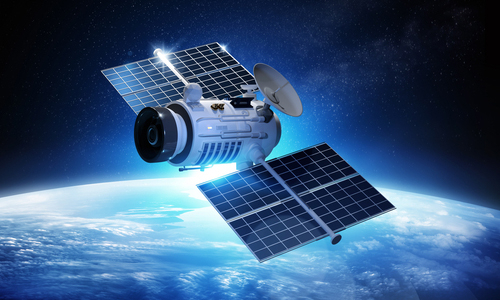 A LEO satellite orbits the Earth.